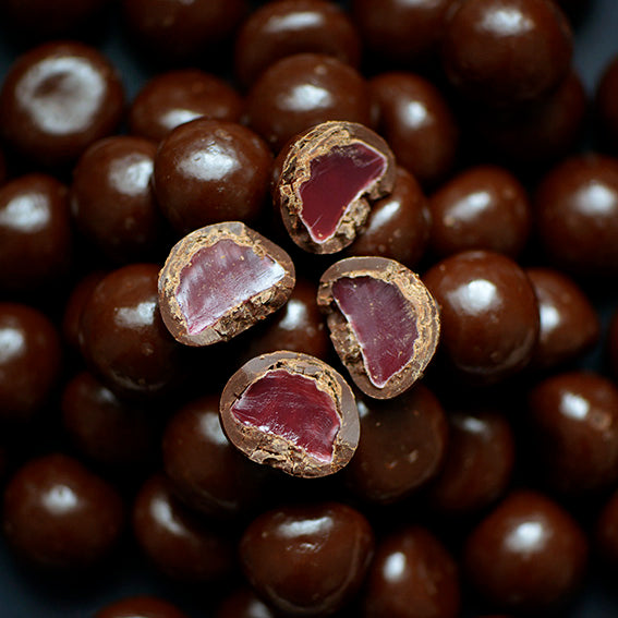 150g Dark Chocolate Raspberries – Sweet Addiction Confectionery Wholesale